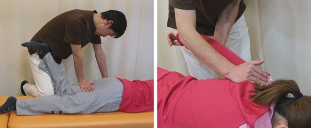 施術の写真（股関節と肩甲骨）